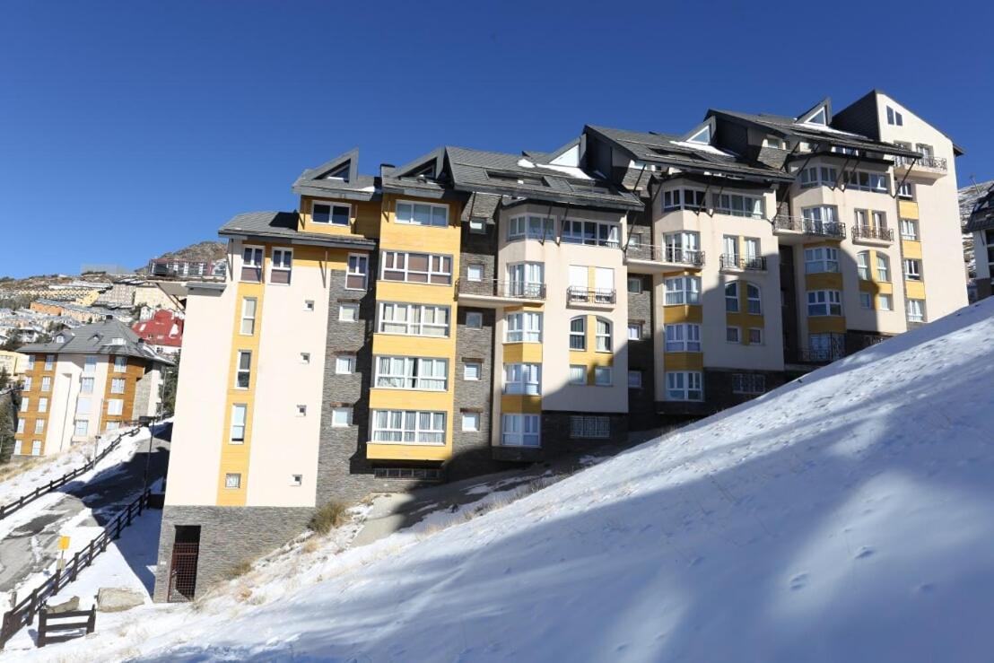 Miramar Ski A Pie De Pista Sierra Nevada Kültér fotó